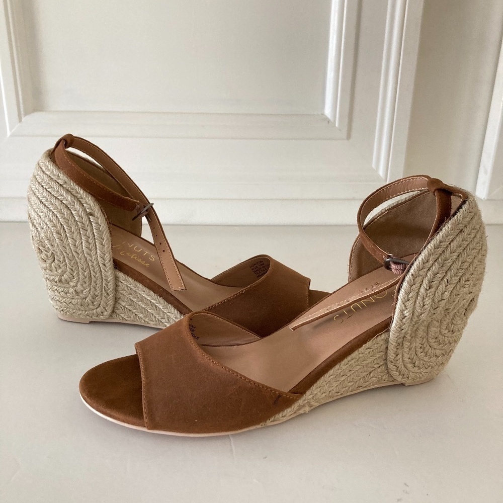 NWOT Anthropologie Coconuts by Matisse Raffia Honey/Brown Wedge Heels Sz 10
